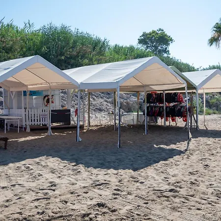 Katerina, Private Pool, Garden & 3 Ensuite Bedrooms * Pégeia