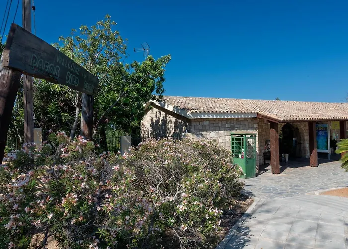 Katerina, Private Pool, Garden & 3 Ensuite Bedrooms