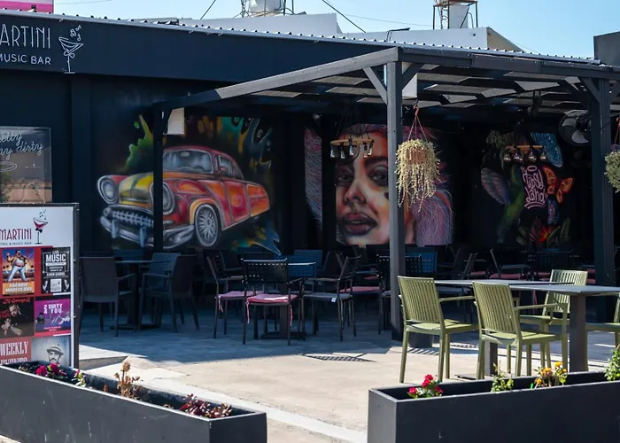 Vila Katerina, Private Pool, Garden & 3 Ensuite Bedrooms