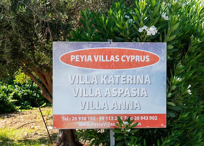 Katerina, Private Pool, Garden & 3 Ensuite Bedrooms Vila *